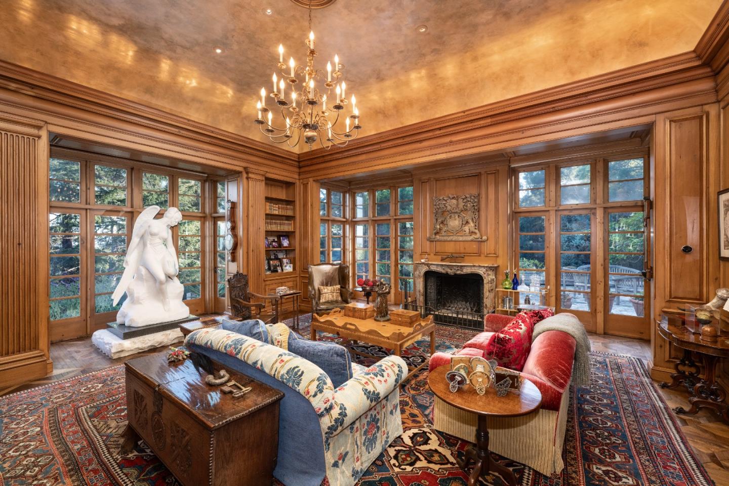 3085 Ralston AVE - Living area