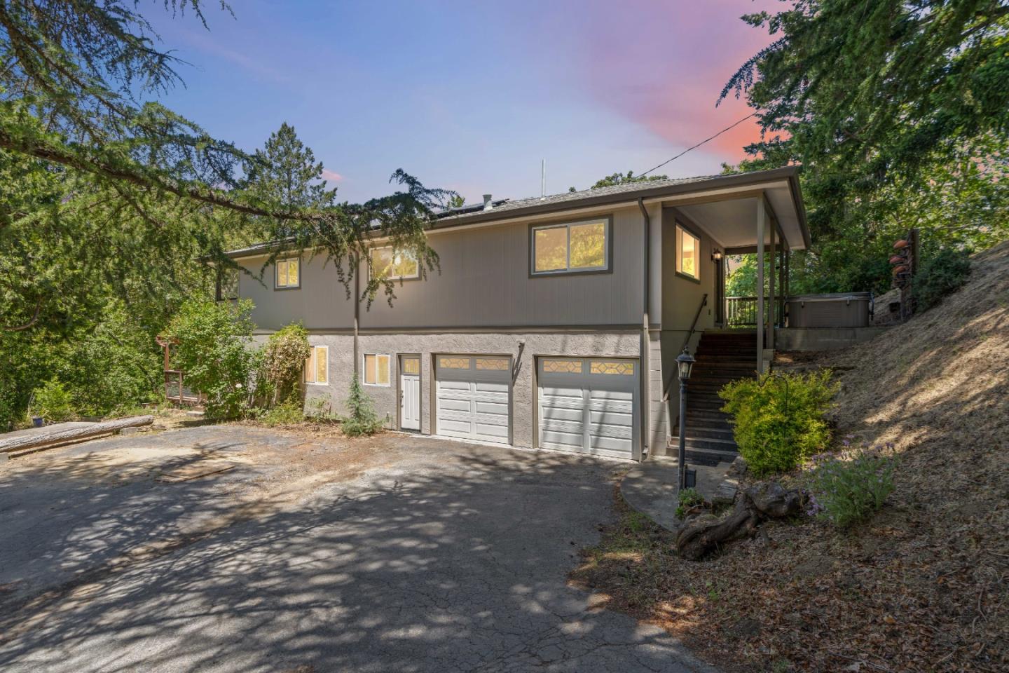 24895 Skyland RD
