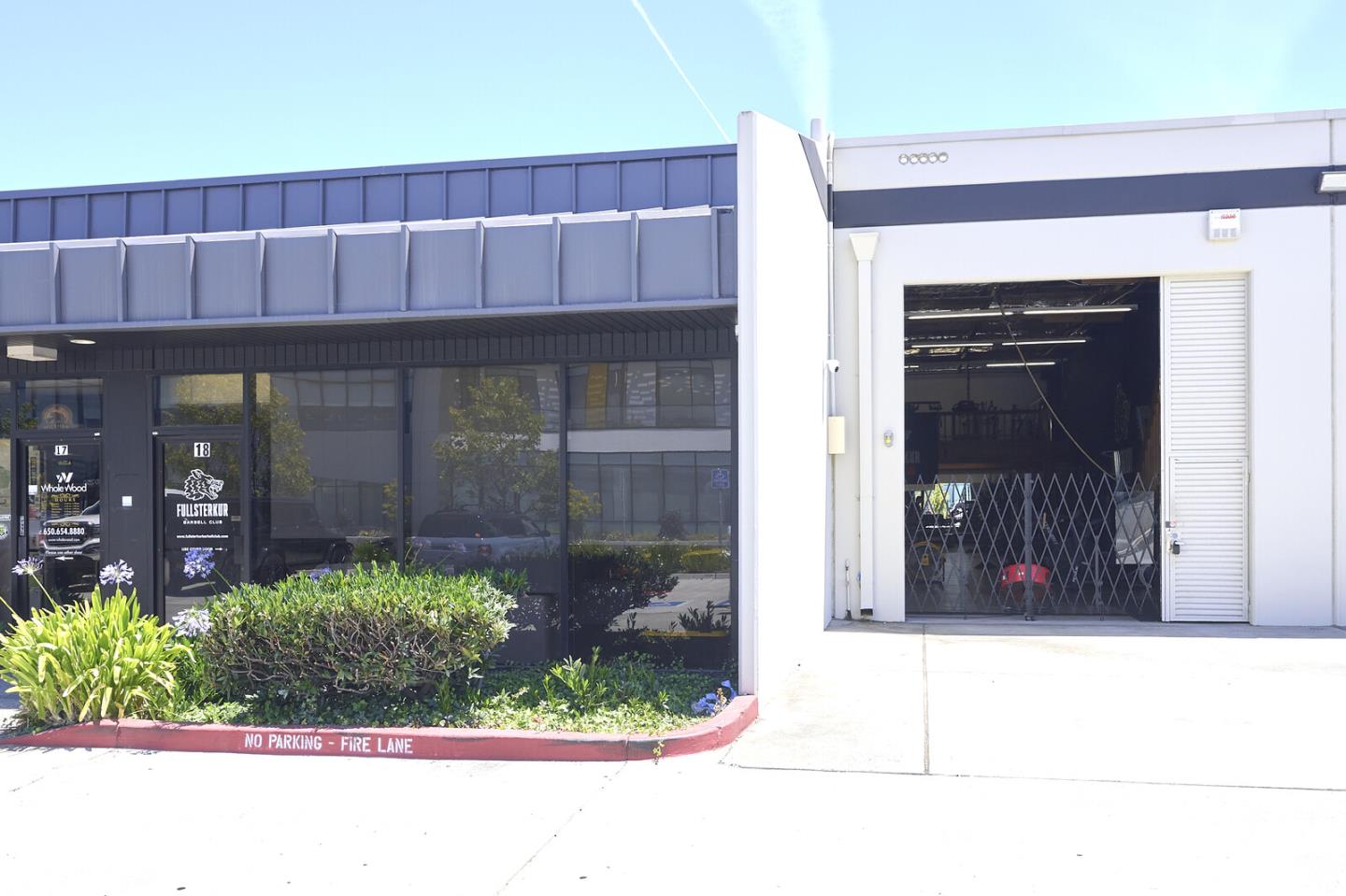 1100 Industrial RD 18 - Kitchen
