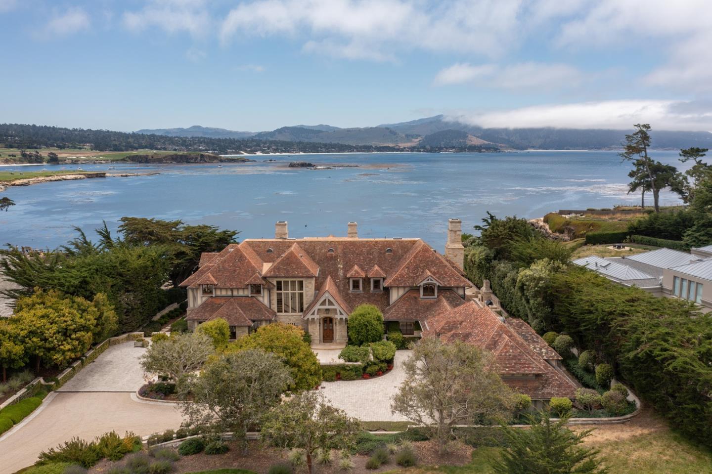 1494 Cypress DR