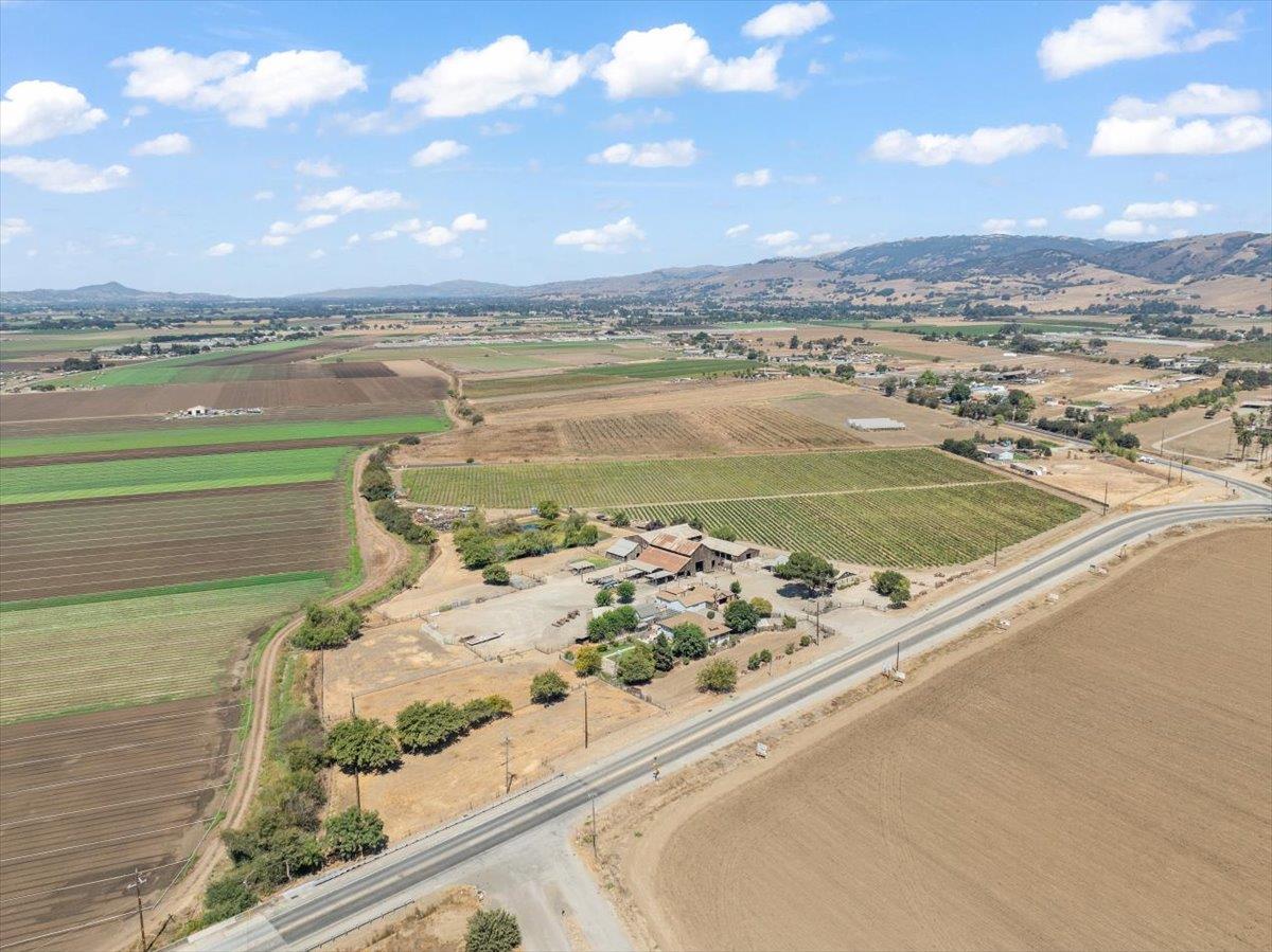 2675 Pacheco Pass HWY