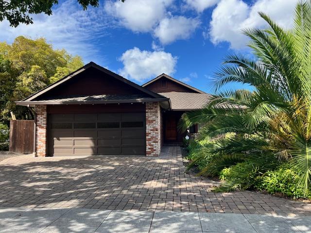 701 Christine DR