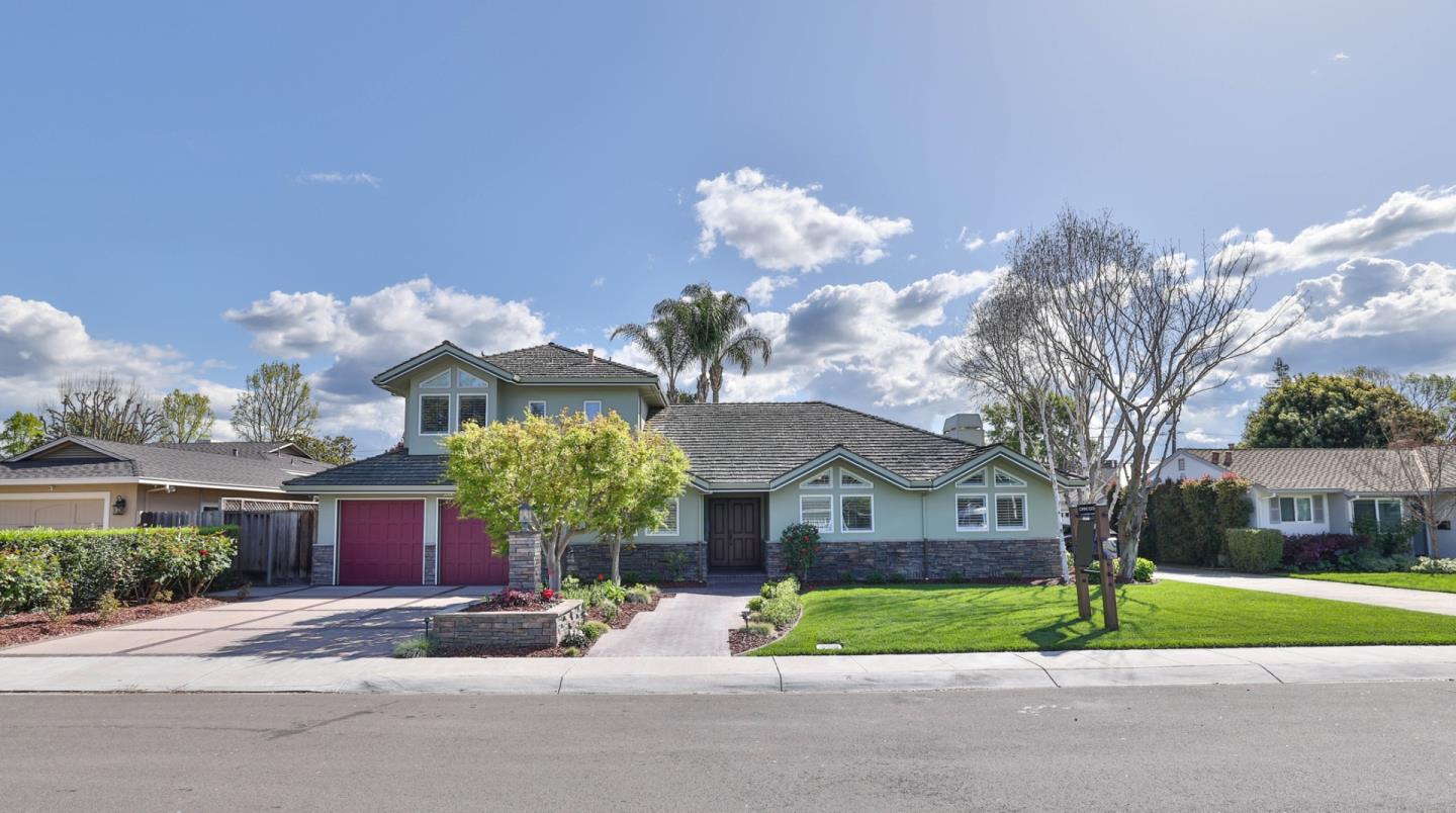 1870 Patio DR