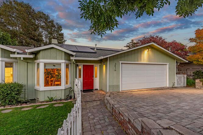 3416 Plateau DR