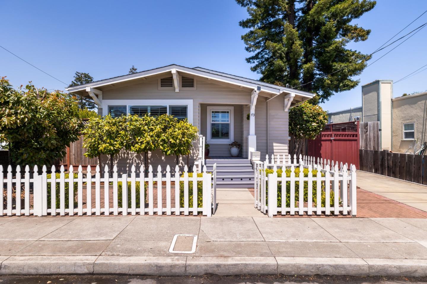 113 Washburn AVE