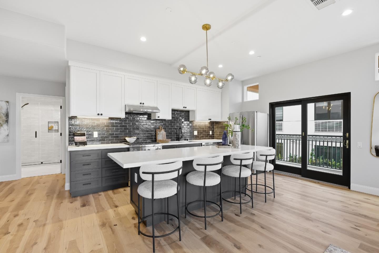 200 Sheridan AVE 305 - Backyard