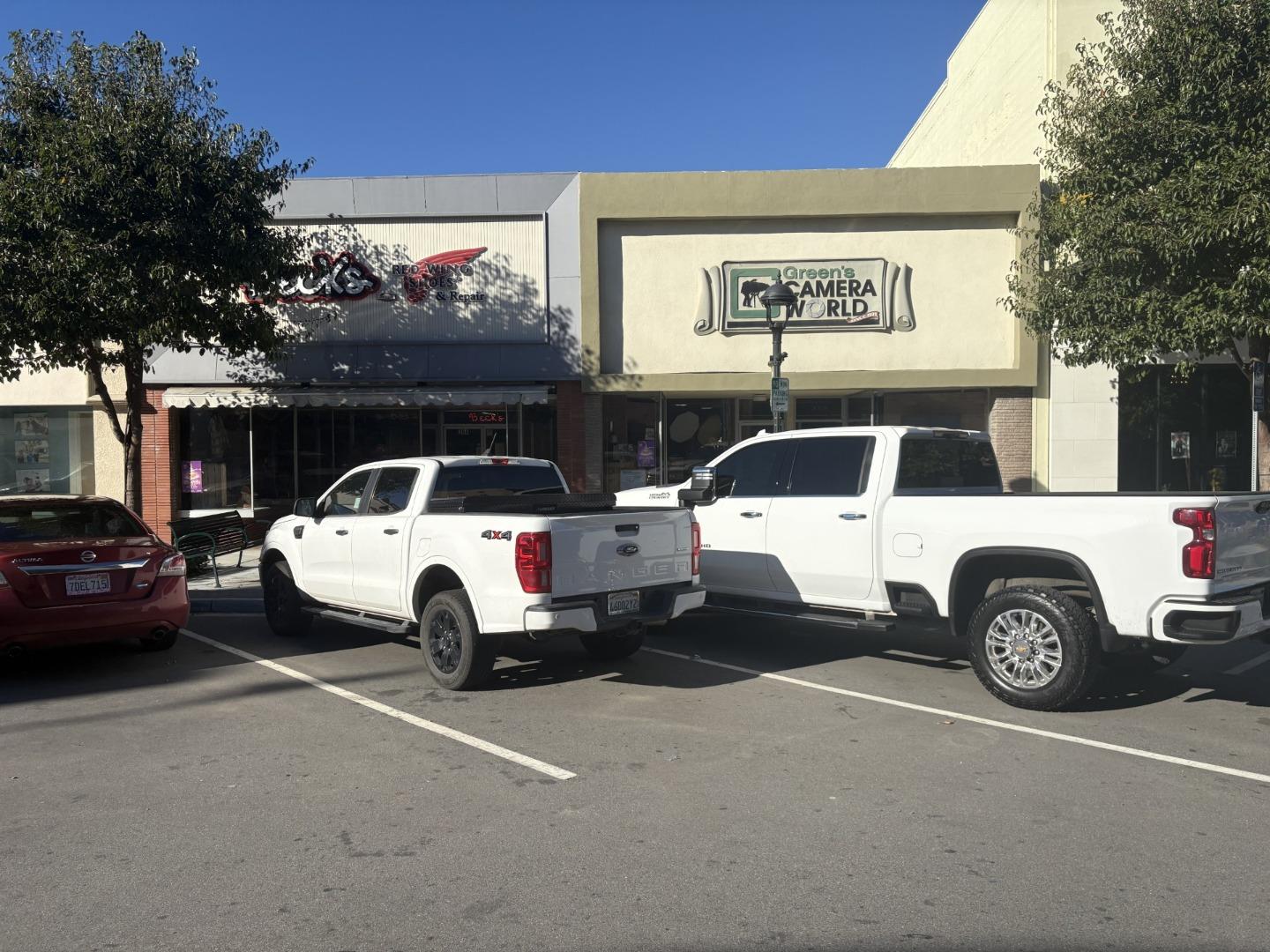 350 Main ST