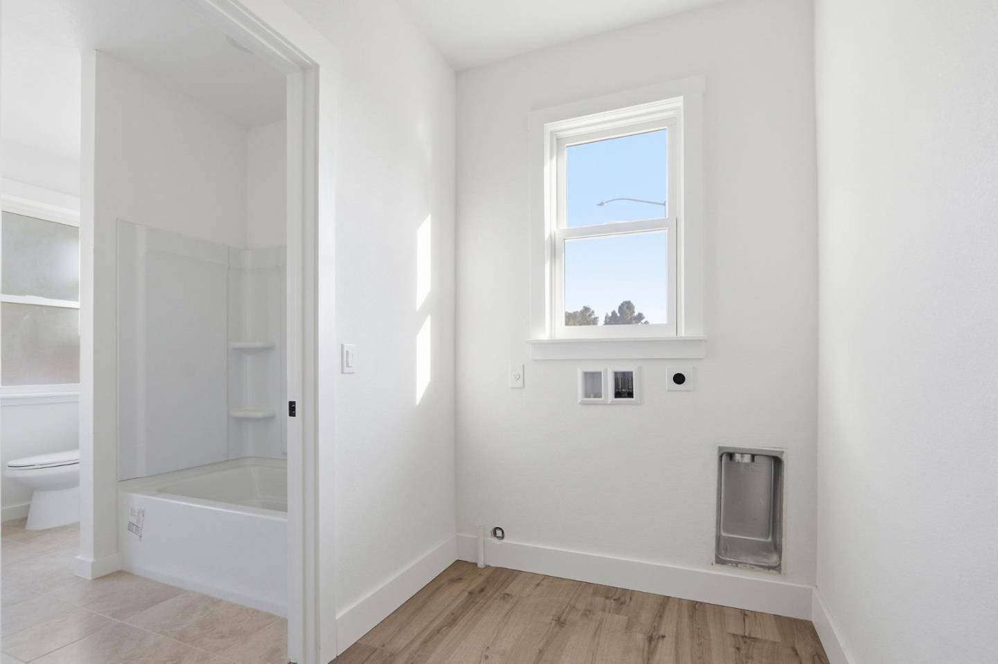 140 E Reed ST 4 - Bedroom