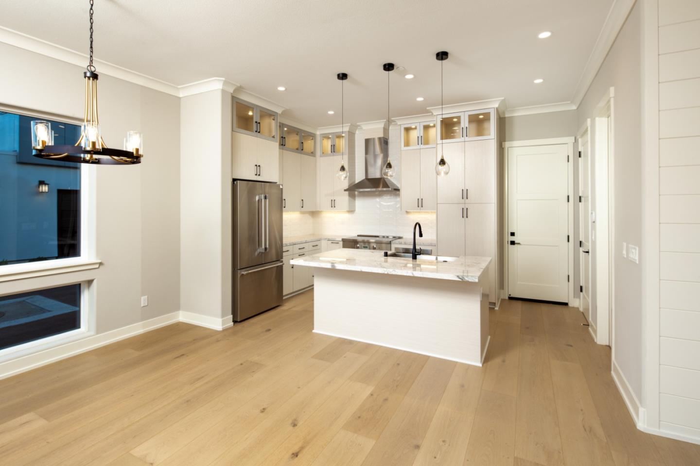 101 Acacia LN - Kitchen