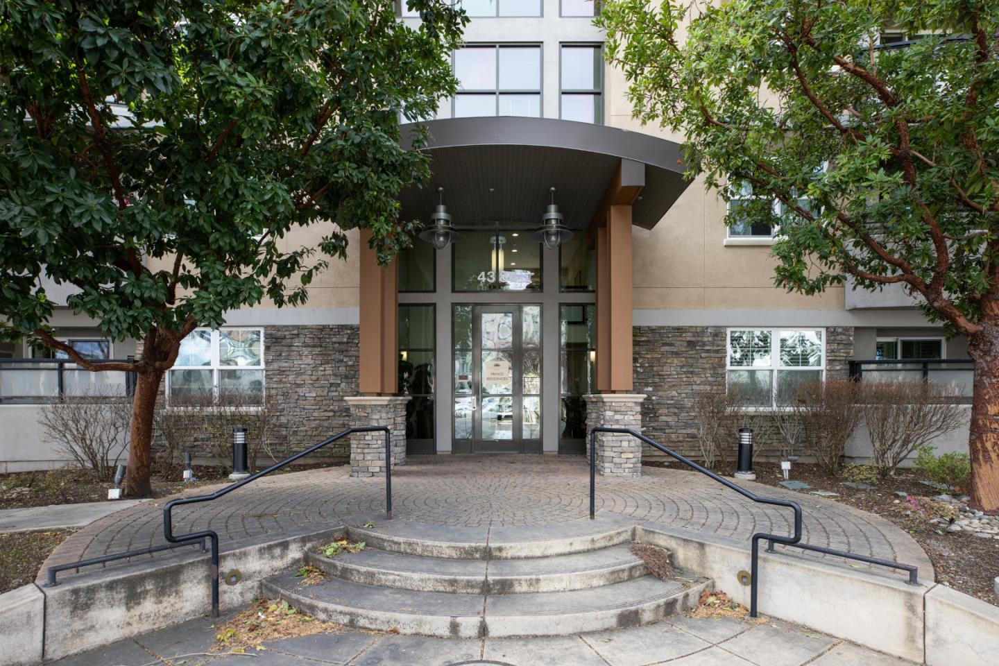 4388 El Camino Real 130 - Interior