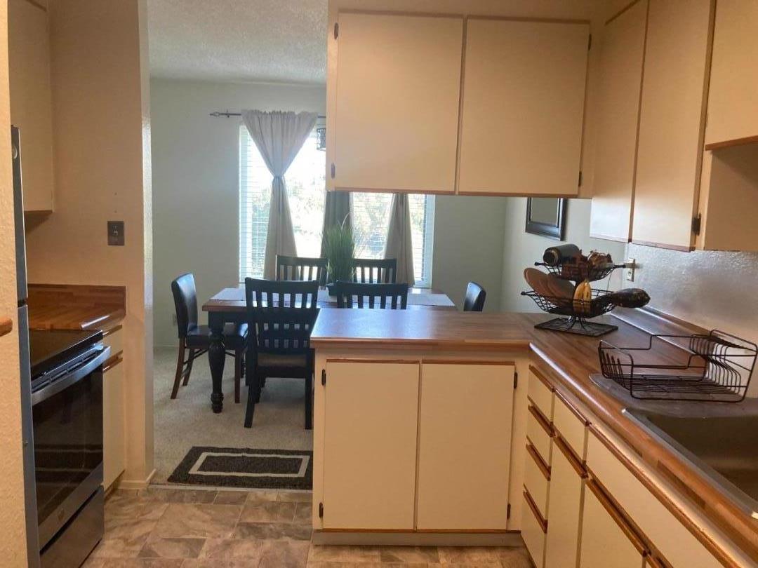 2316 Shelter Creek LN - Interior