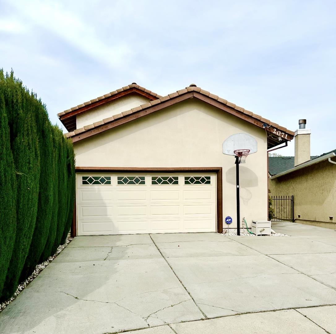 2071 Sunset View PL