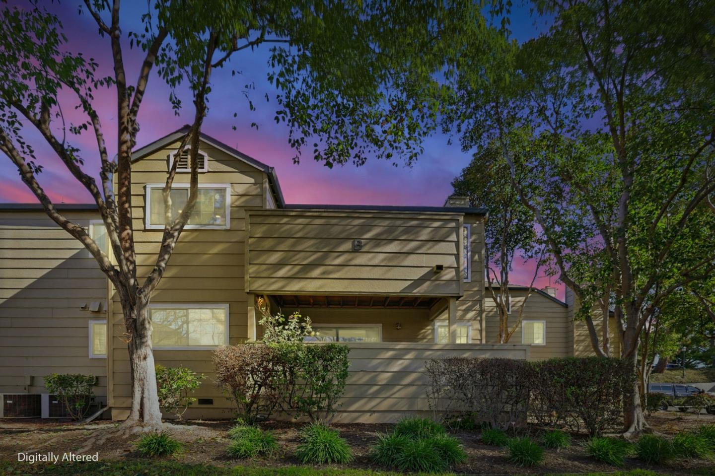 3241 Heather Ridge CT
