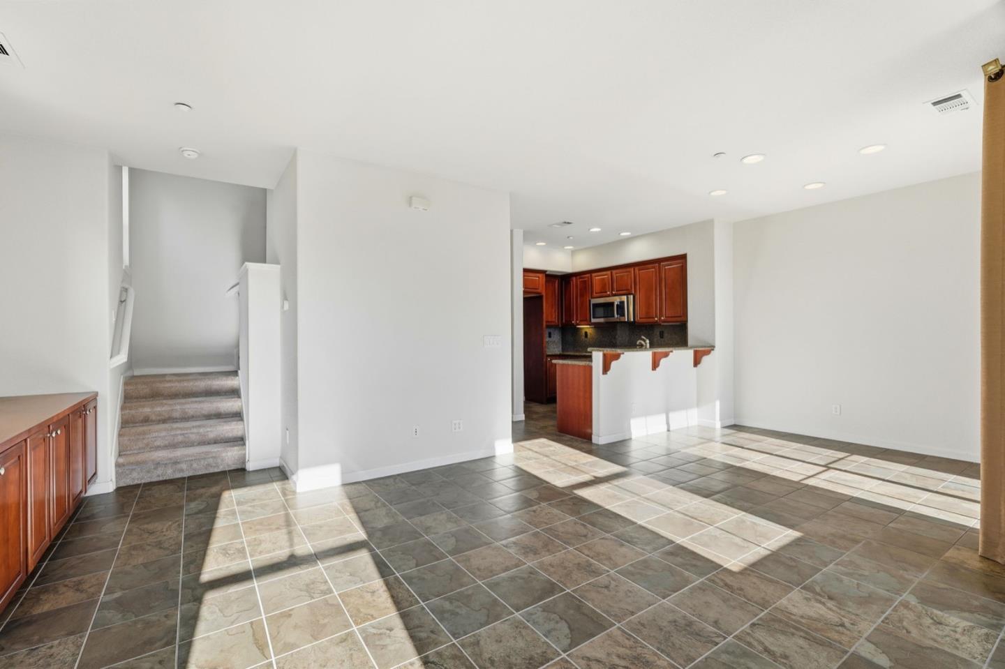 189 Bedford LOOP - Bathroom