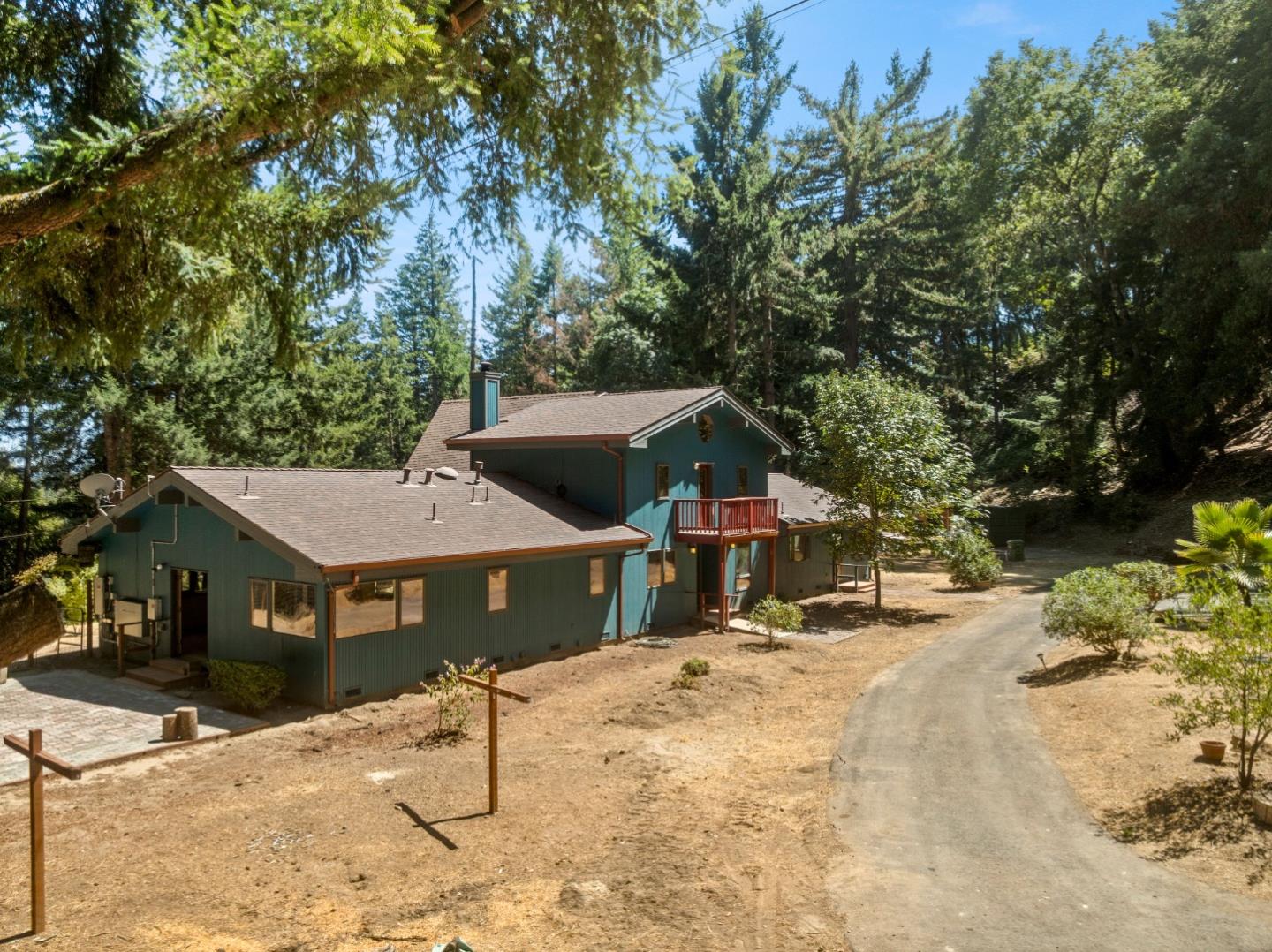19850 Skyline BLVD - Kitchen