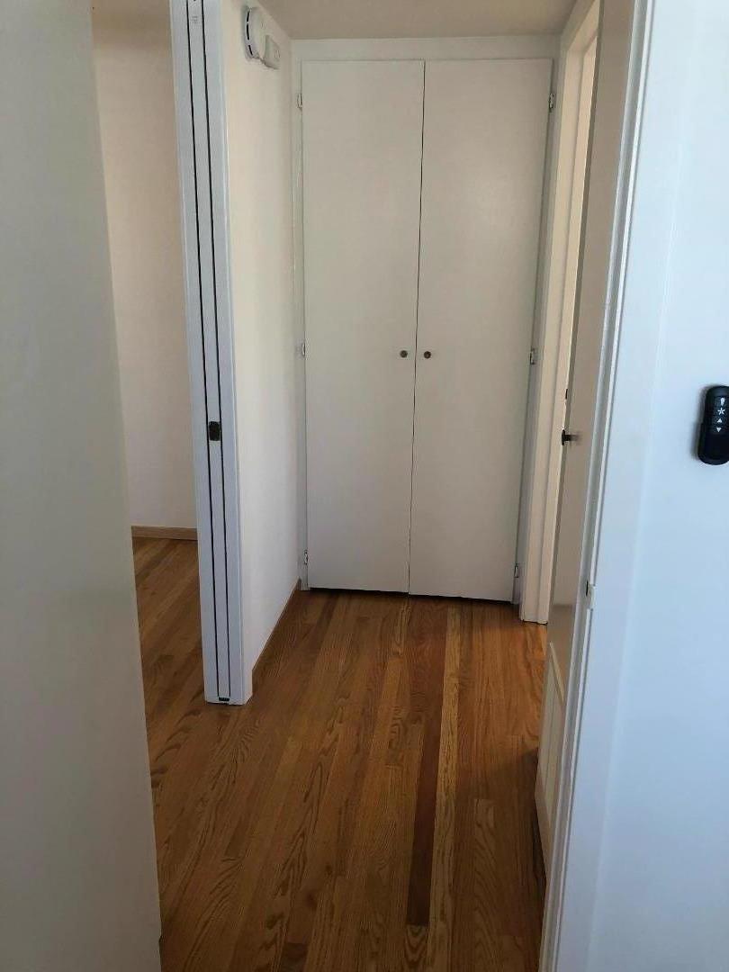 1122 Bush ST - Bedroom