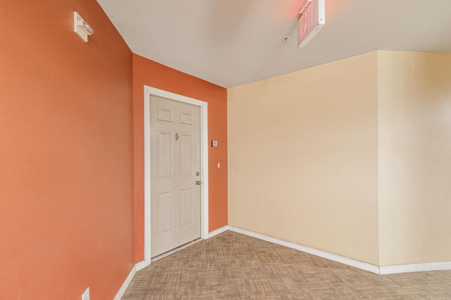 1060 S 3rd ST 153 - Kitchen