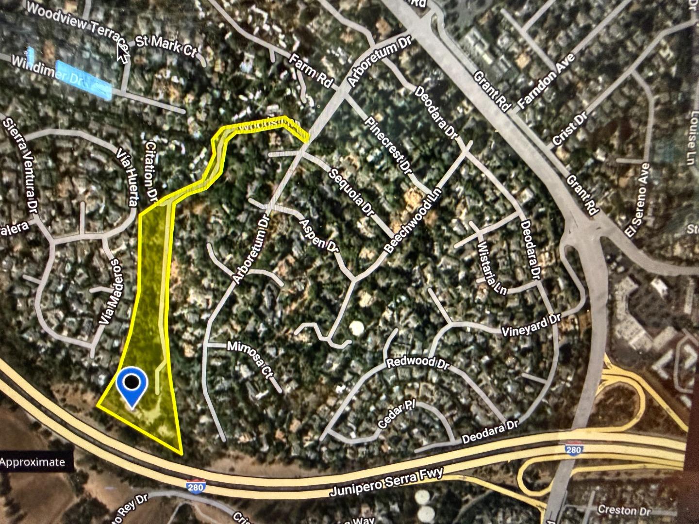 2100 Woods Lane