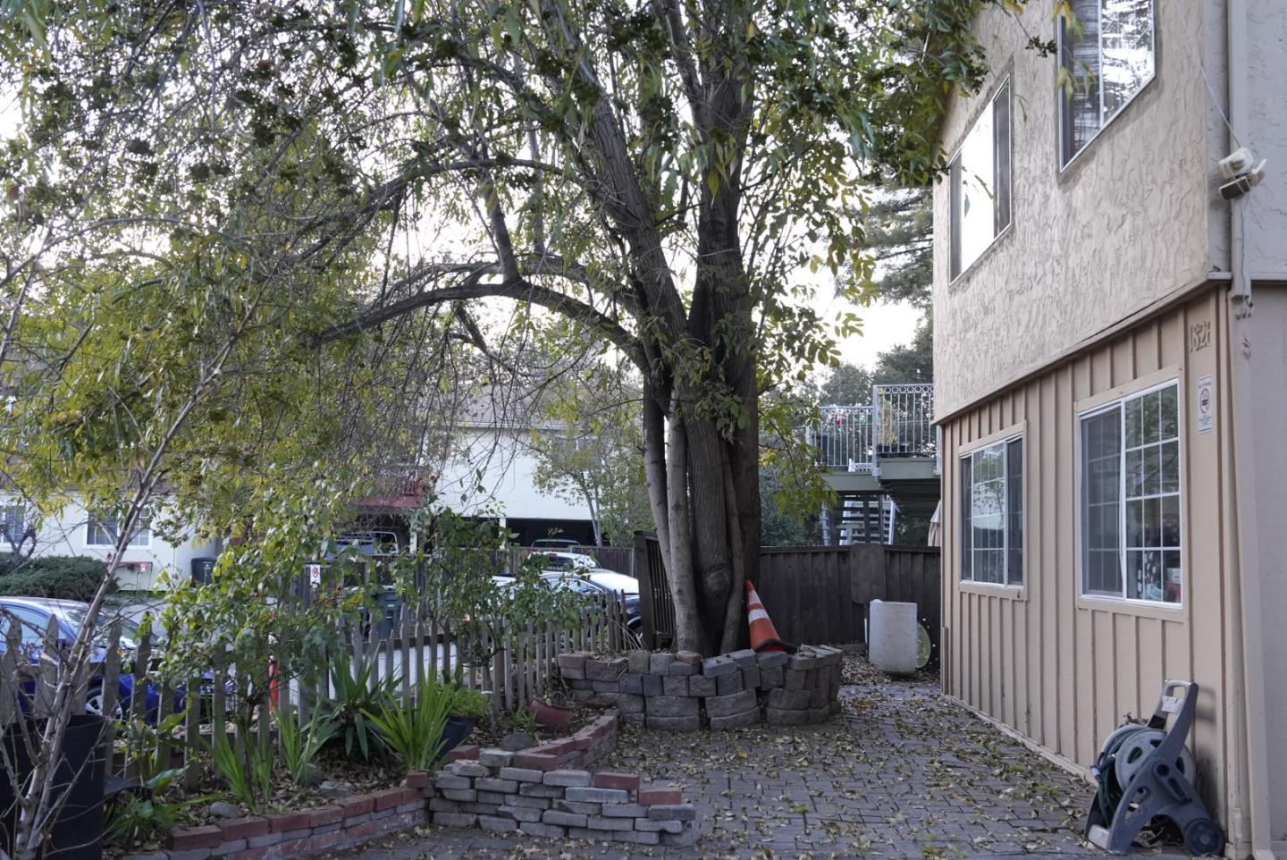 1826 Higdon AVE - Living area