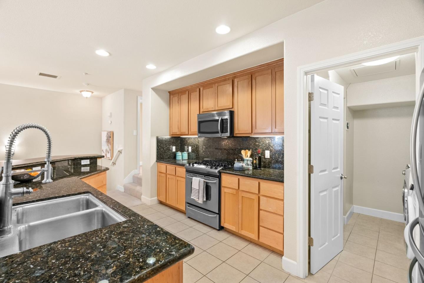 1437 Marcello DR - Bathroom