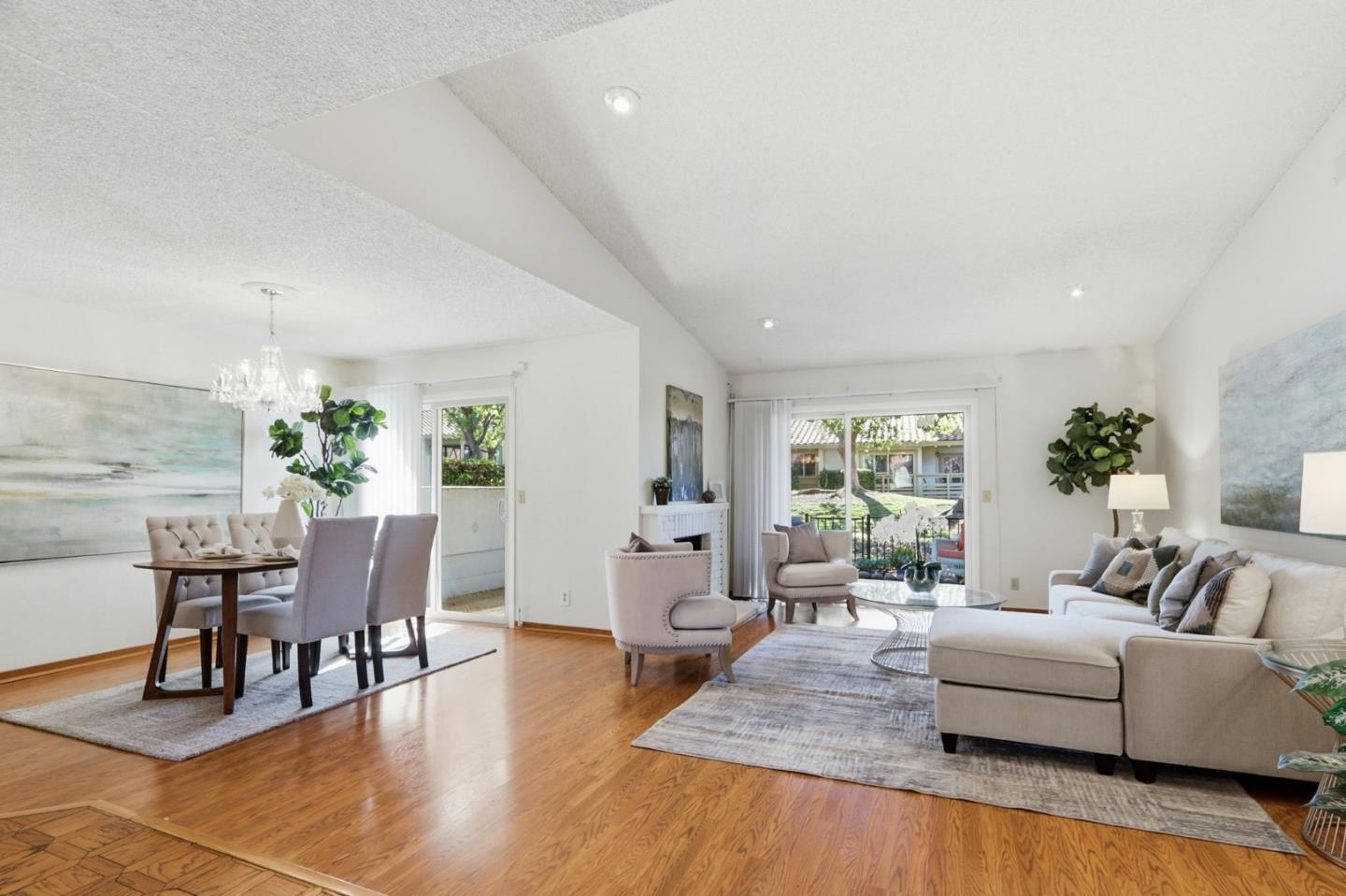 8076 Winery CT