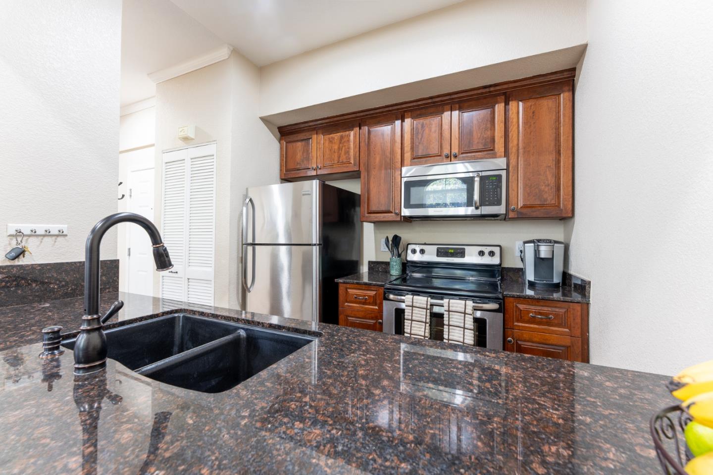 516 Martha ST 202 - Bathroom