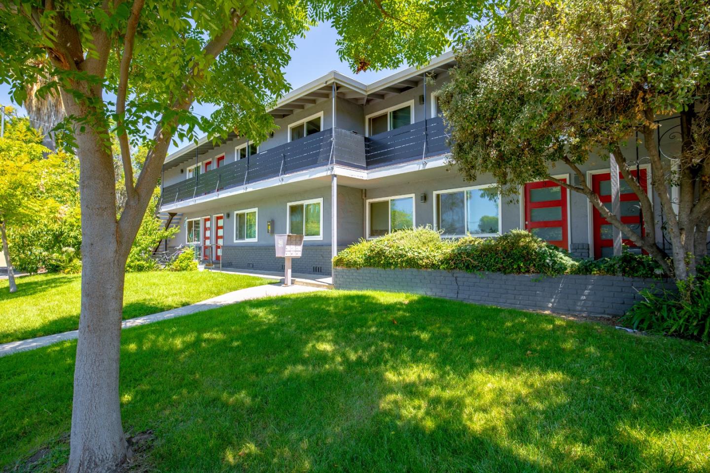 430 Dunster DR - Kitchen
