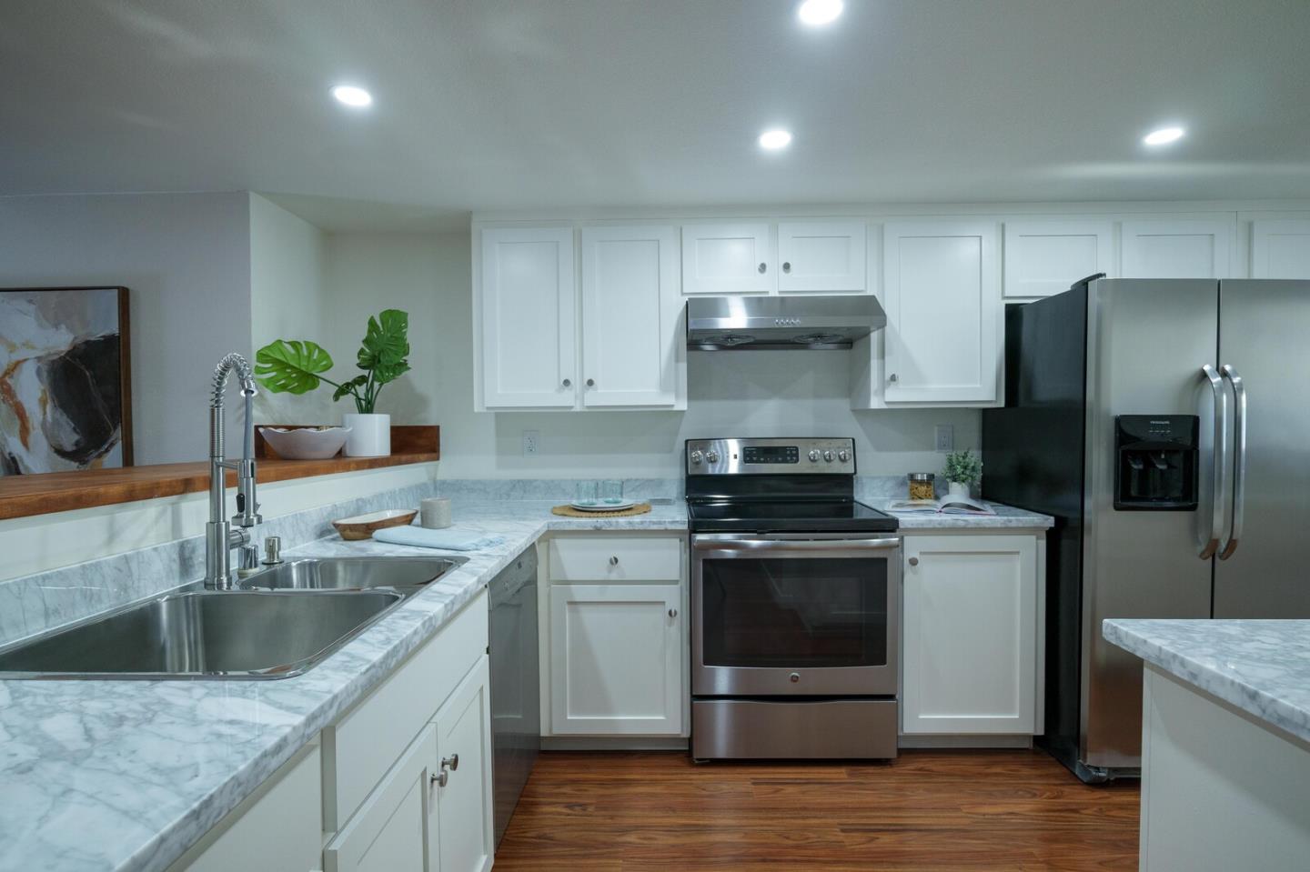 20666 Celeste CIR