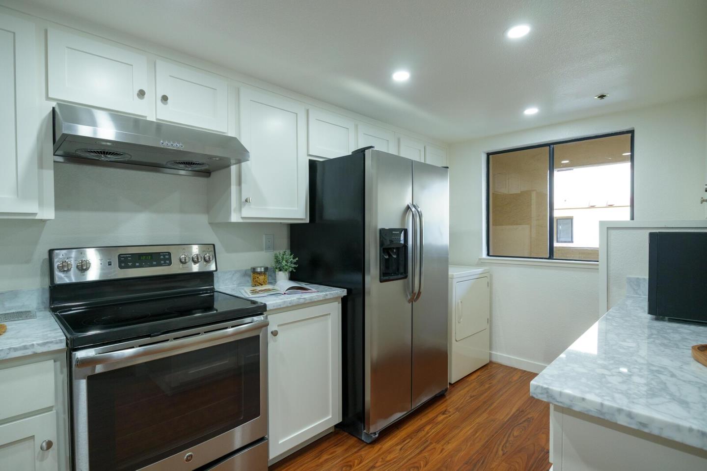 20666 Celeste CIR - Interior