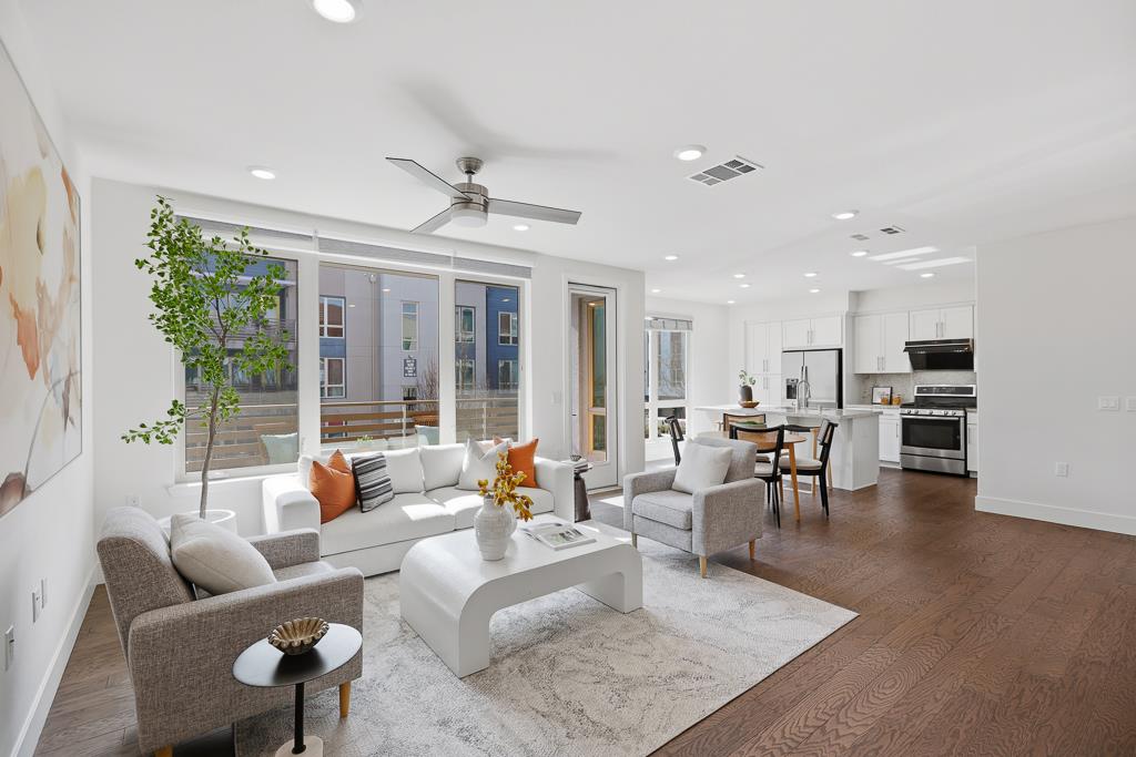 1625 Delano ST 23