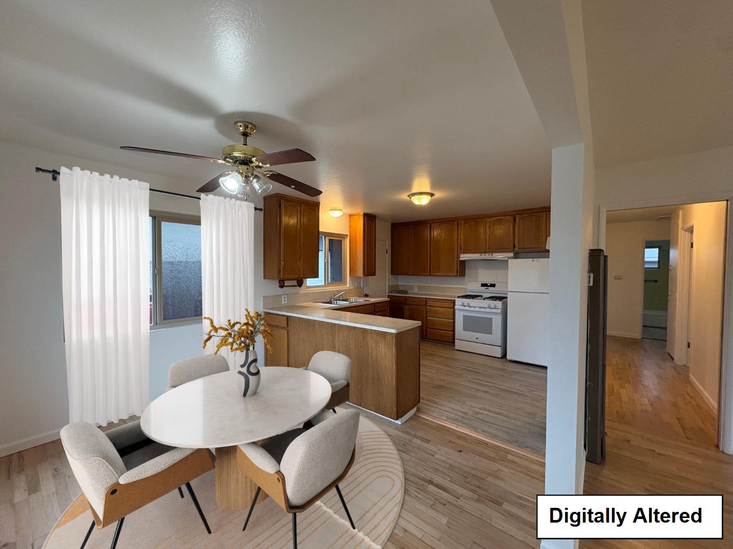1675 Luxton ST - Living area