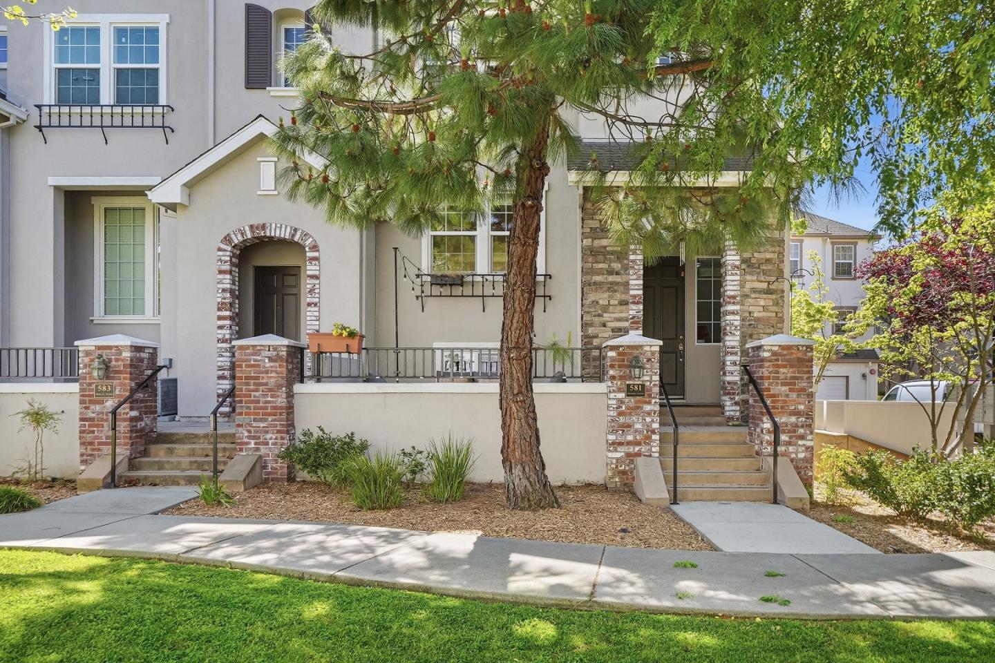 581 Monterey TER
