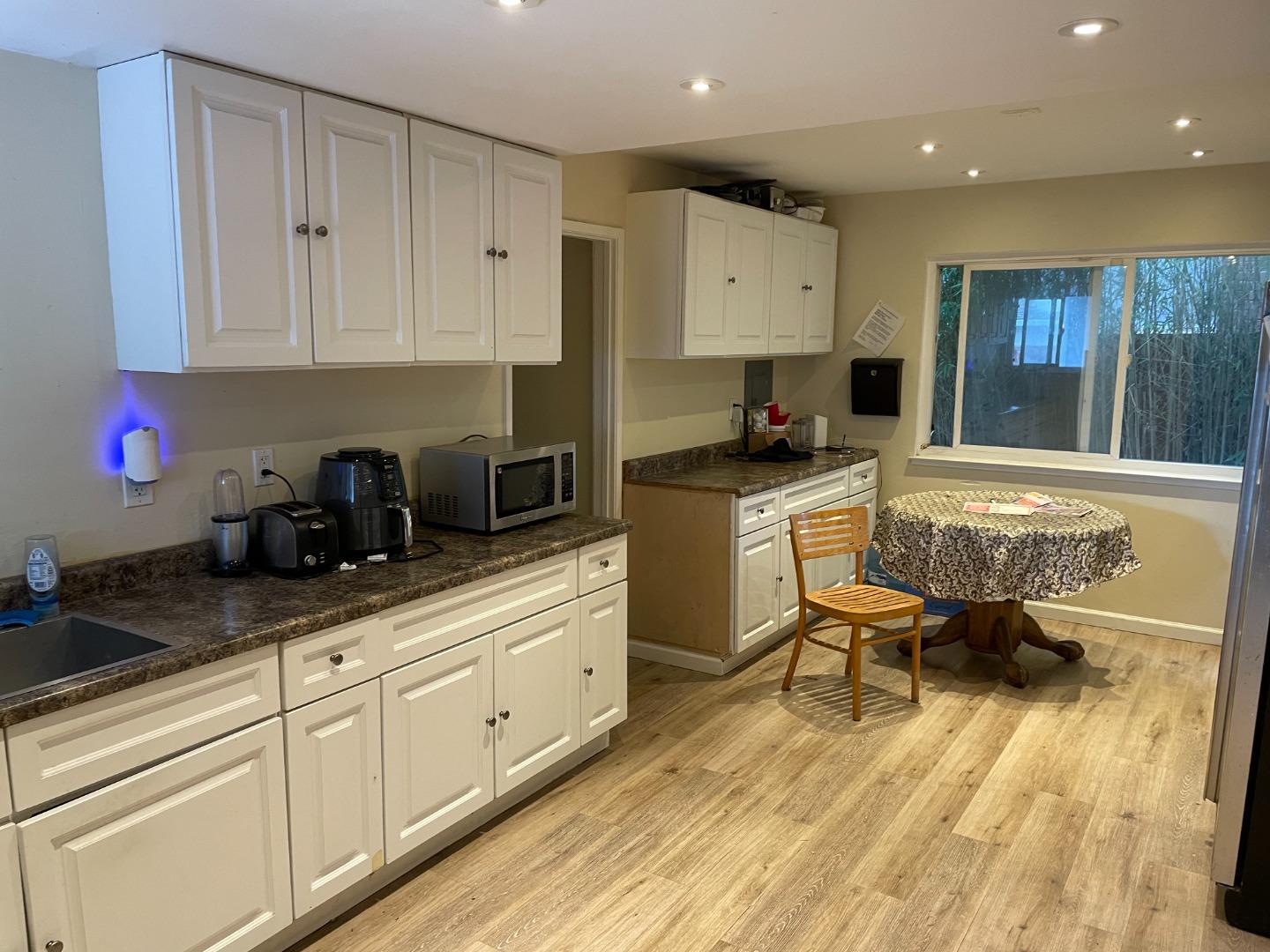 1260 Glacier DR - Interior