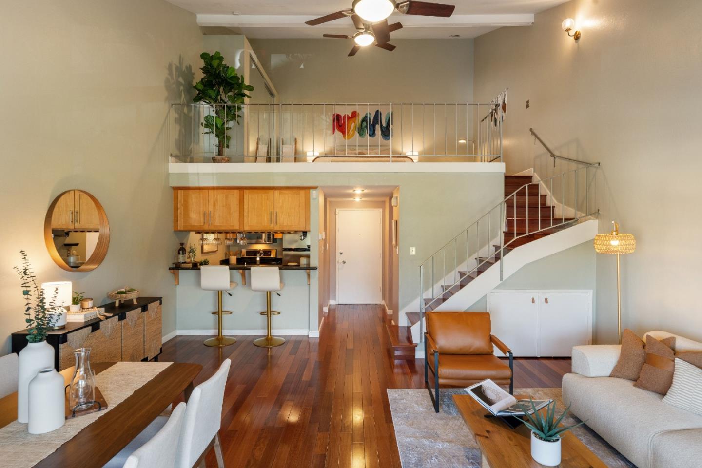 707 Fathom DR 208