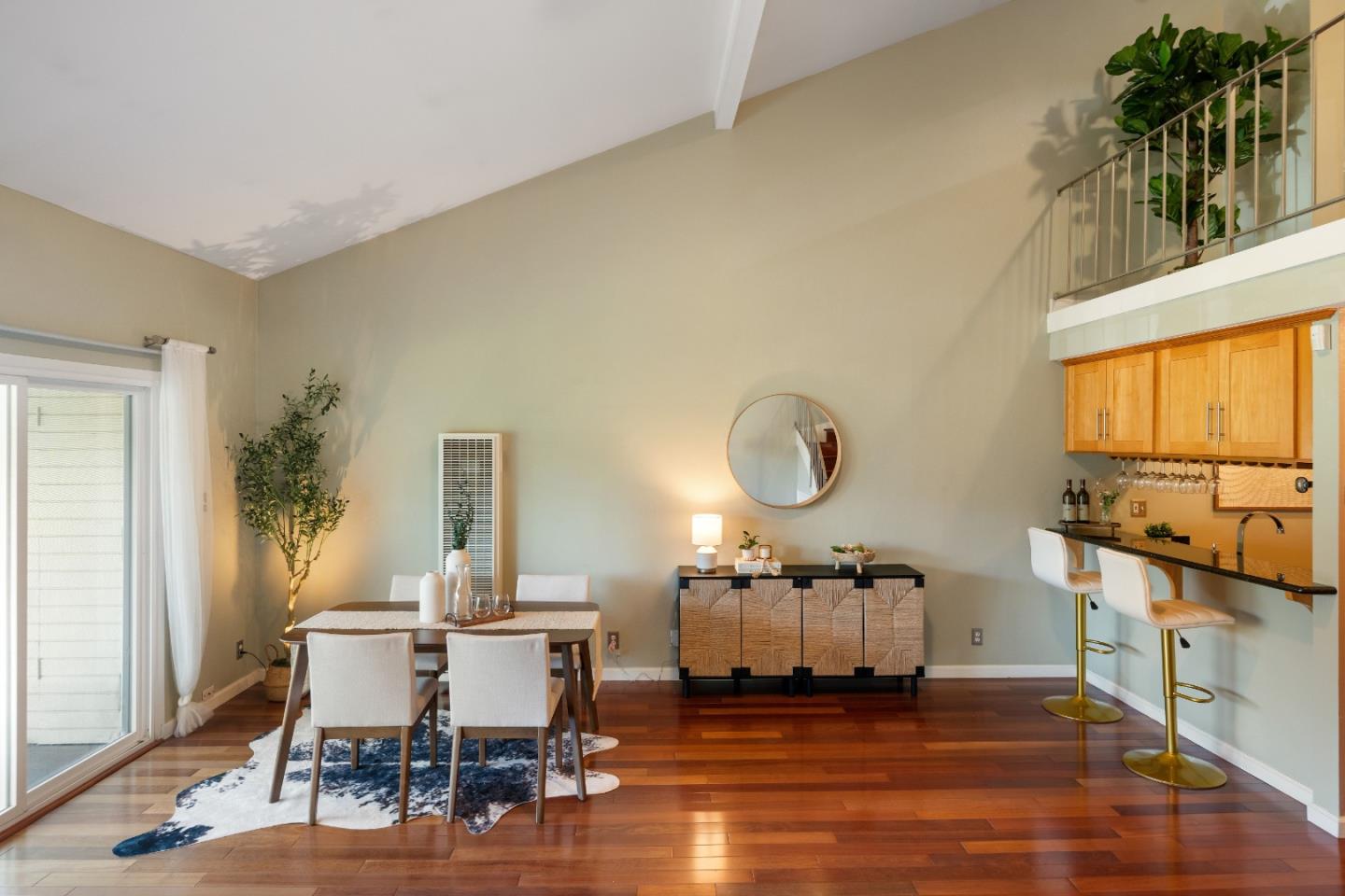 707 Fathom DR 208 - Kitchen