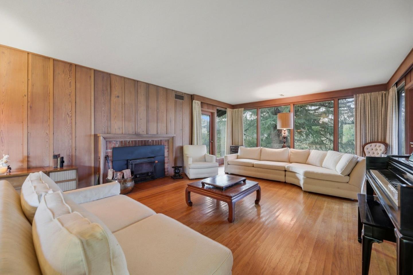 24733 Loma Prieta AVE - Kitchen