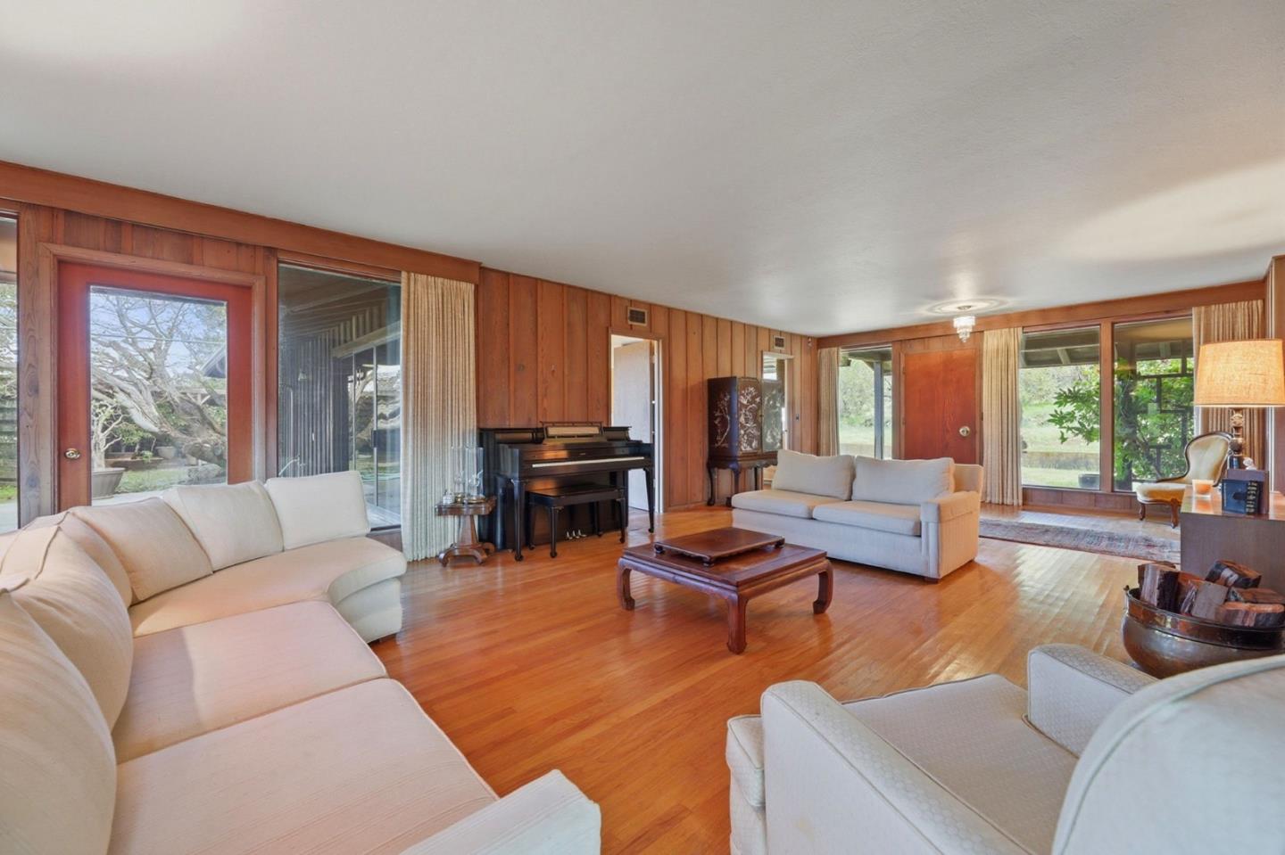 24733 Loma Prieta AVE - Living area