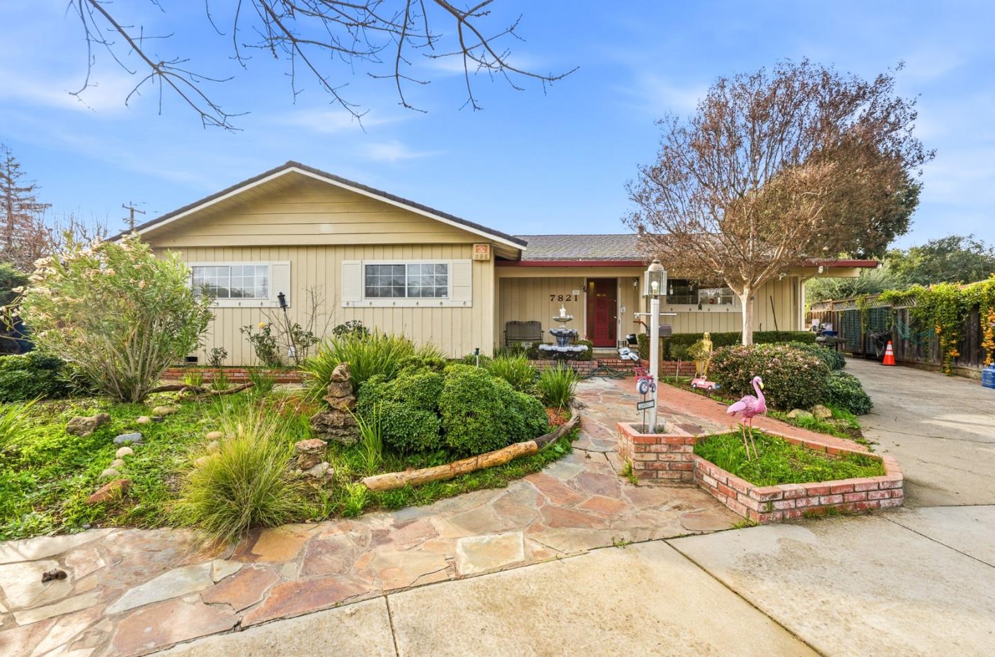 7821 Santa Theresa DR - Interior