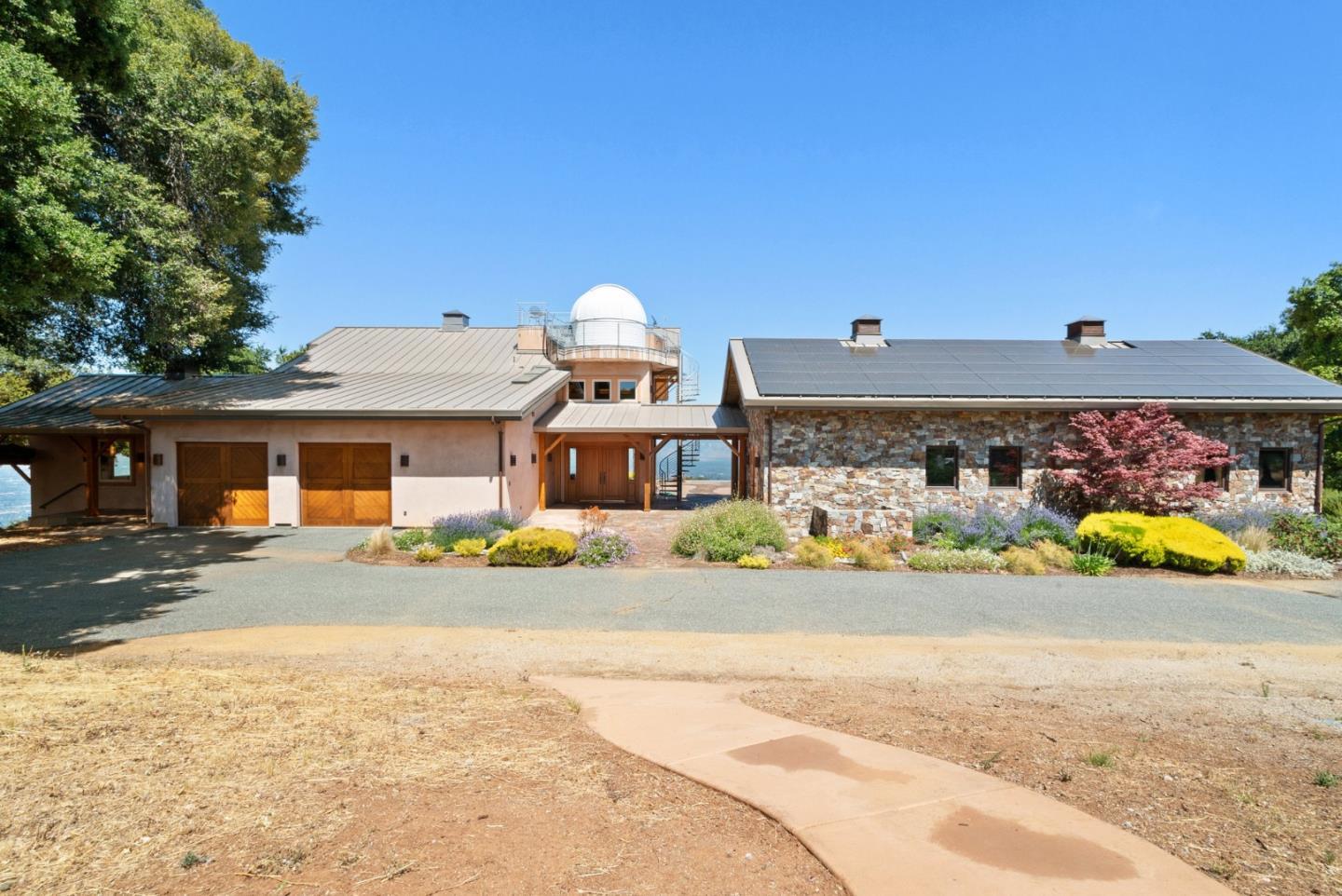 15060 Montebello RD - Living area