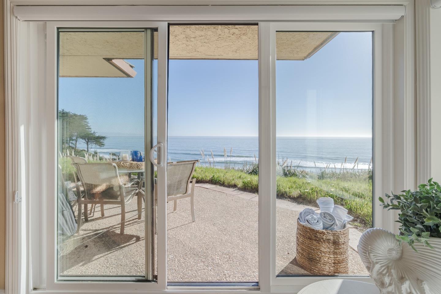 60 Seascape Resort DR