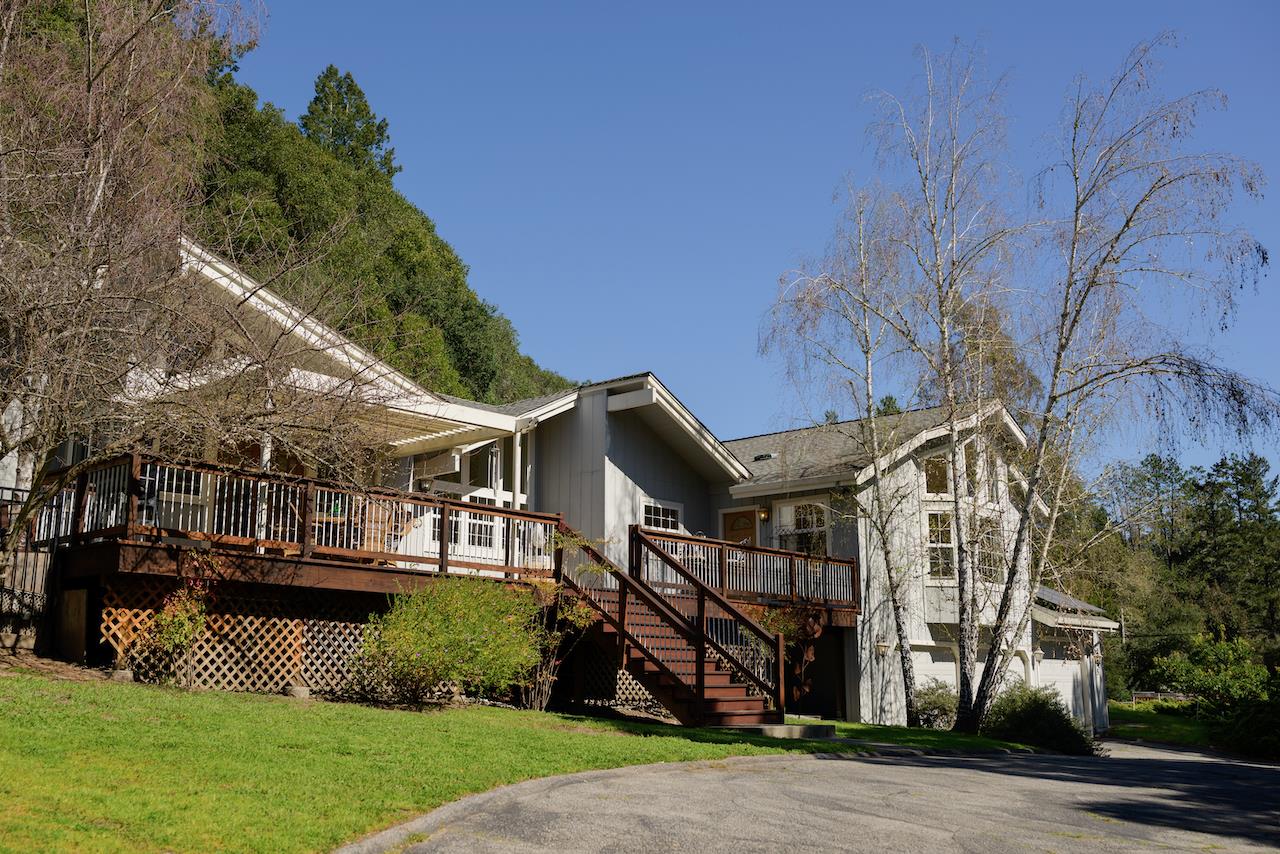 225 Nelson RD