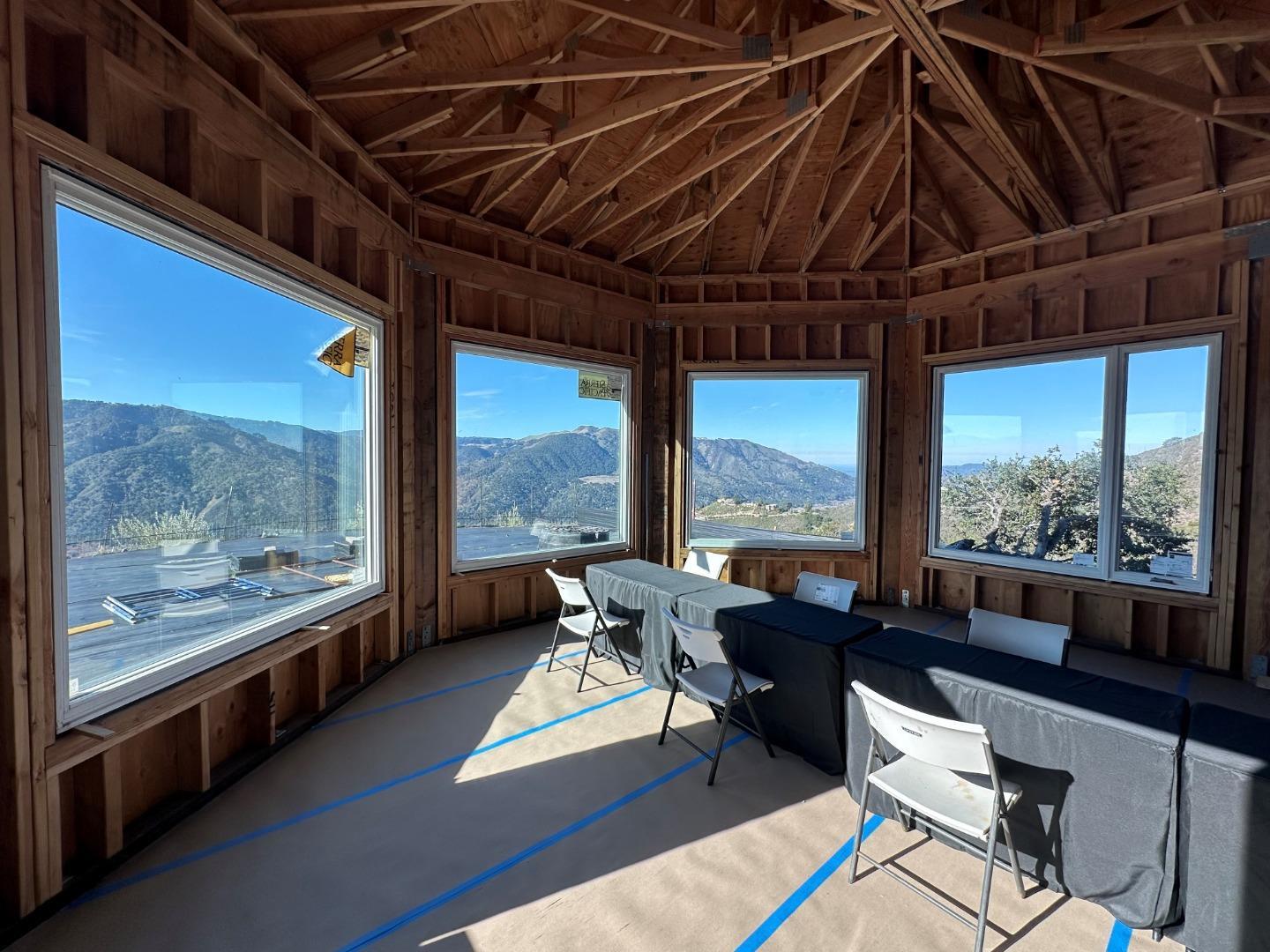 304 Country Club HTS - Interior