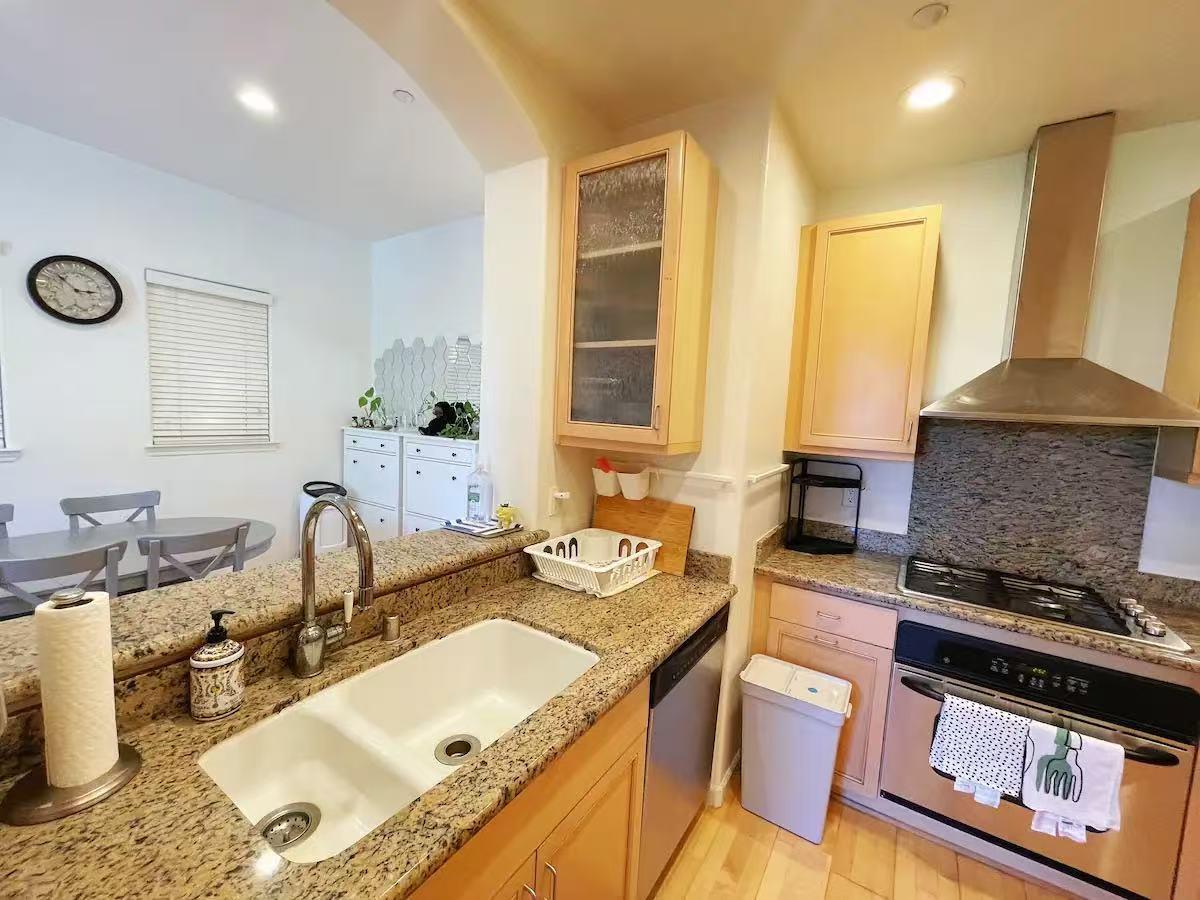19999 Stevens Creek BLVD 209 - Living area