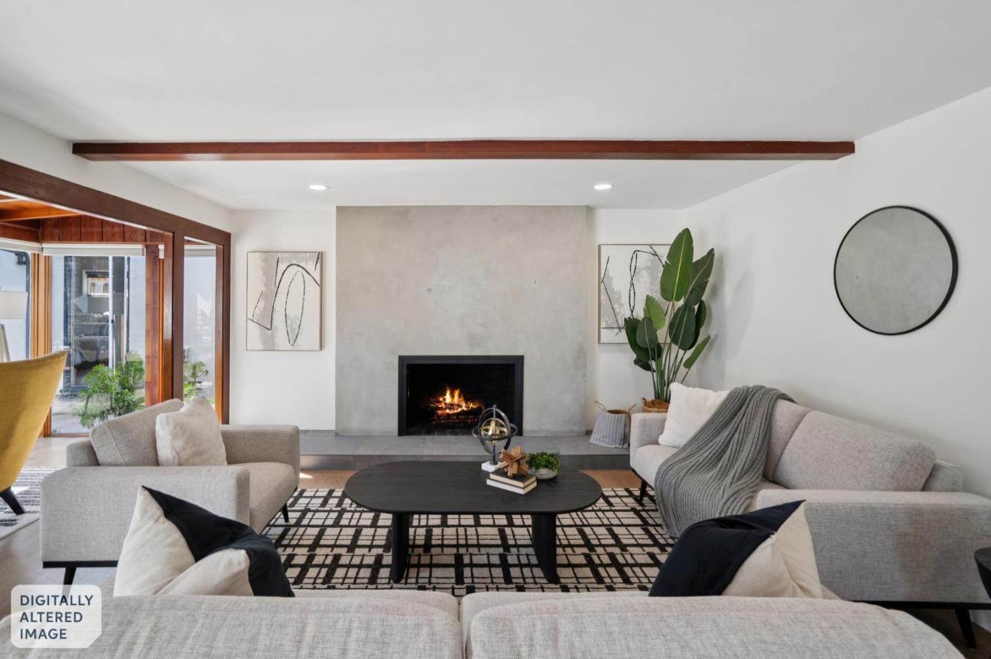 637 S Baywood AVE - Interior