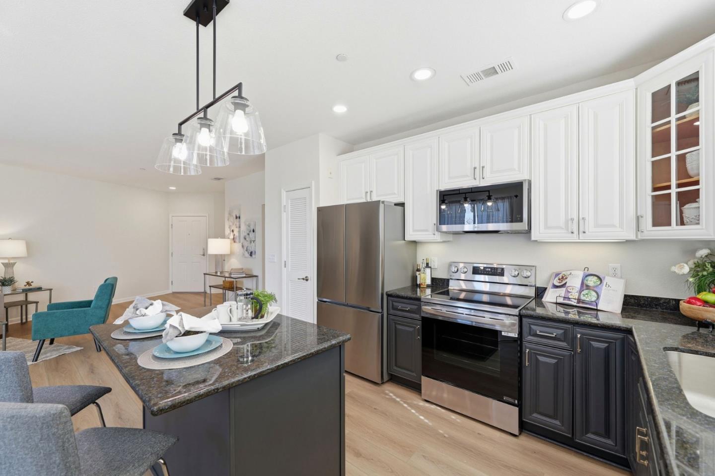 1445 Fruitdale AVE 313 - Bedroom