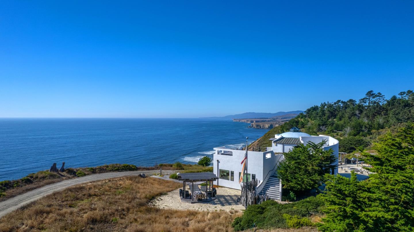 20075 Cabrillo HWY