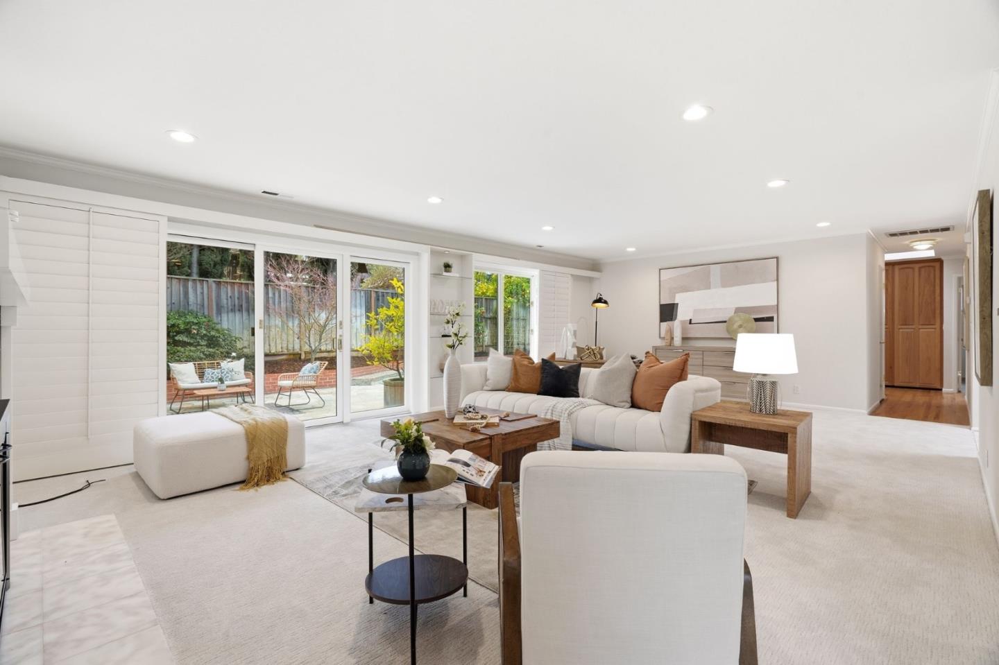 5492 Castle Glen AVE - Kitchen