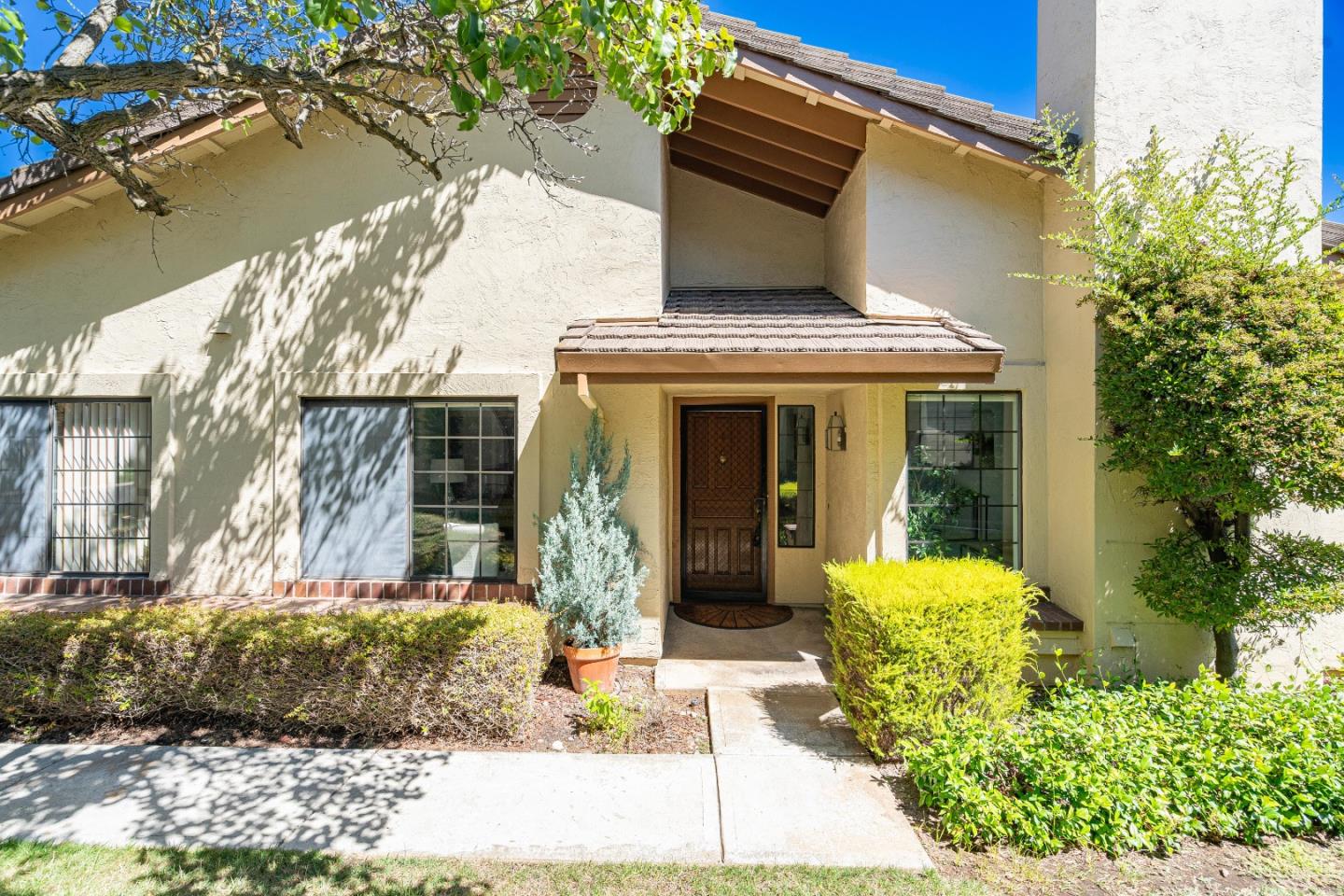 3123 Lake Trasimeno DR - Interior