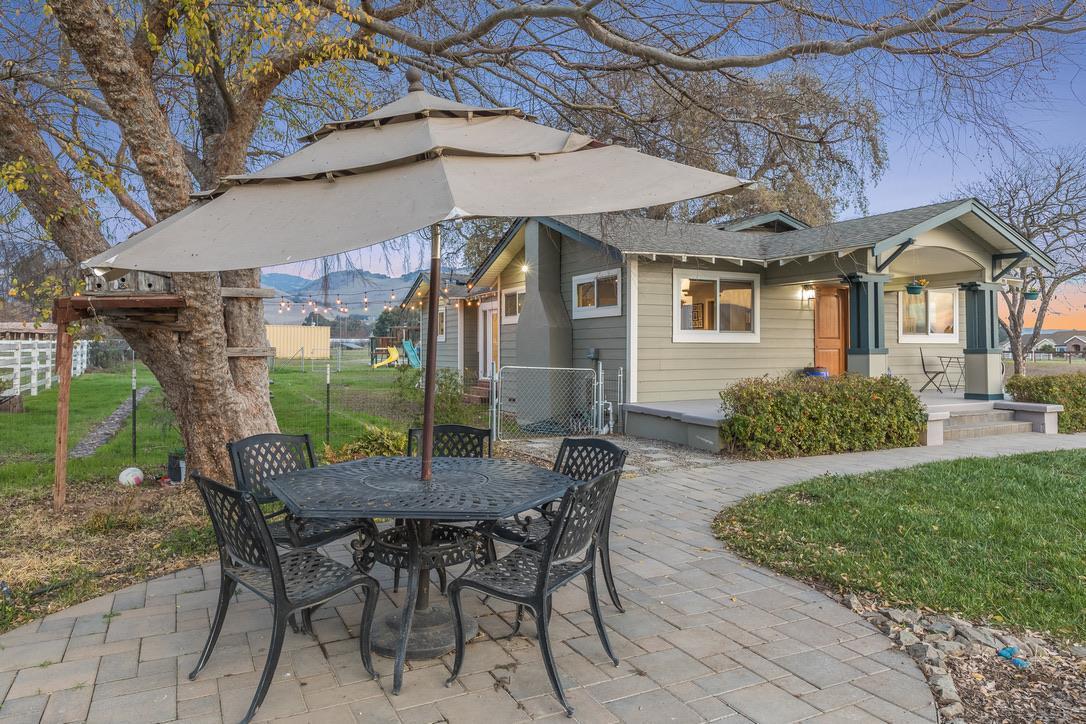 2015 Trumar LN - Kitchen