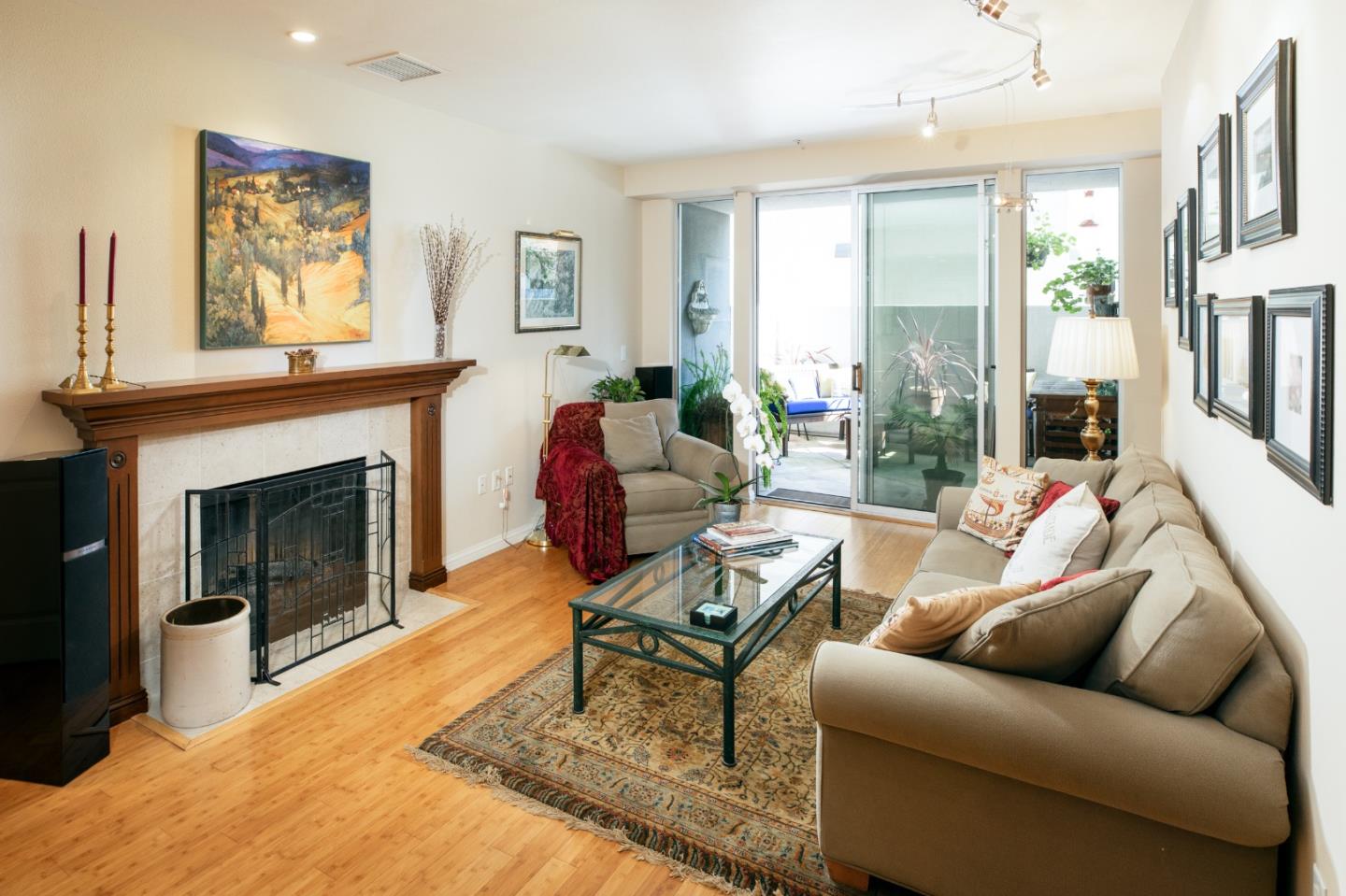 46 W Julian ST 208 - Bathroom